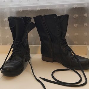 Steve Madden Troopa Combat Boots